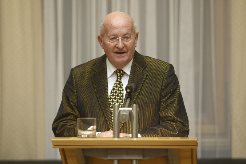 Univ.Prof. DDr. Manfried Welan am Rednerpult