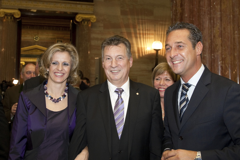 v.li. Petra Mitterer, Komm.Rat Peter Mitterer - Praesident des Bundesrates und H.C. Strache - Klubobmann der FPOE