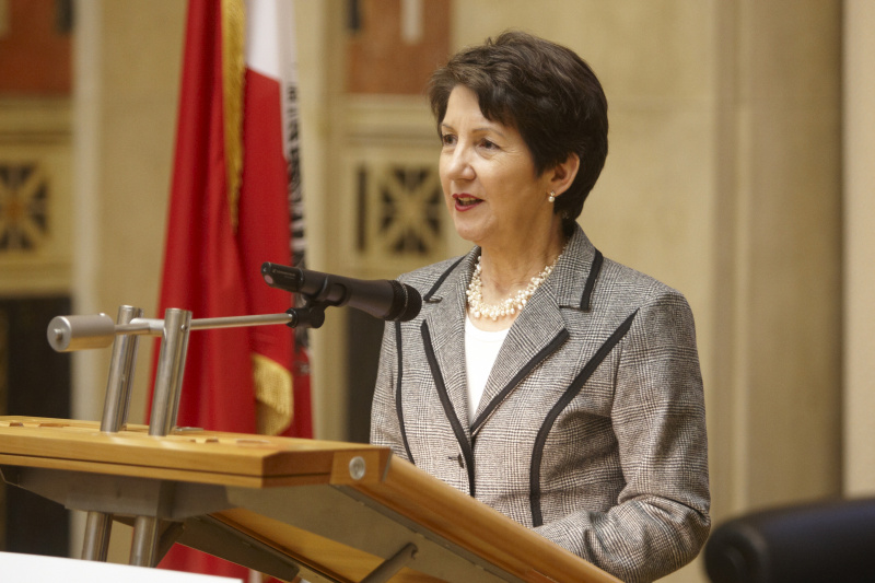 Nationalratspräsidentin Mag.a Barbara Prammer am Rednerpult