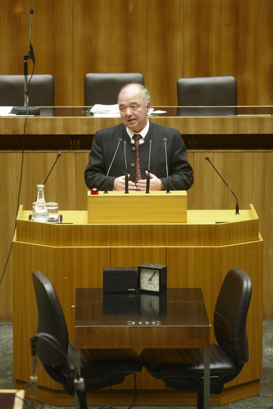 Konrad Steindl,  Nationalratsabgeordneter der ÖVP, am Rednerpult.