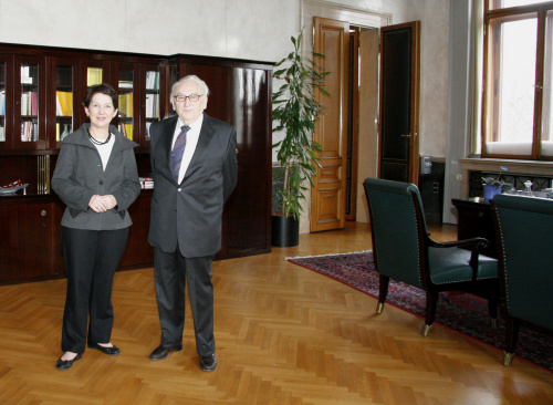 v.li. Nationalratspräsidentin Mag.a Barbara Prammer und Egon Bahr