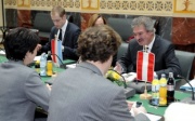Luxemburgische Delegation mit Jean Asselborn - Außenminister von Luxemburg (re)