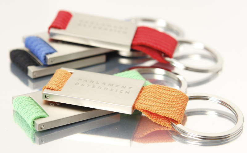 Schlüsselanhänger mit Schriftzug "Parlament Österreich" (Stoffband)