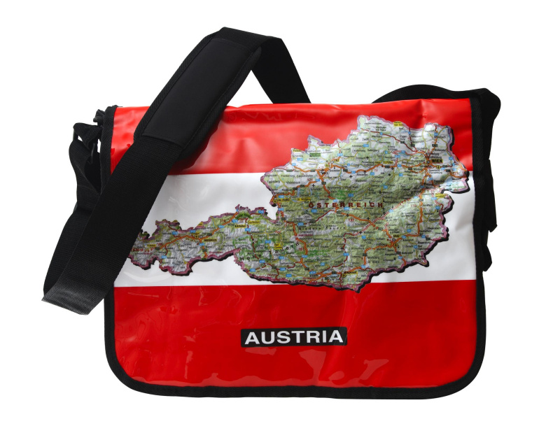 Umhängetasche mit Landkarte Österreich
