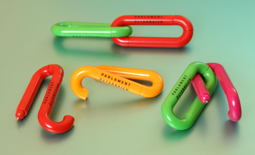 Kugelschreiberkarabiner mit Schriftzug „Parlament Österreich“ (diverse Farben)
