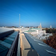 Blick vom Dach in Richtung Parlamentsgebäude.