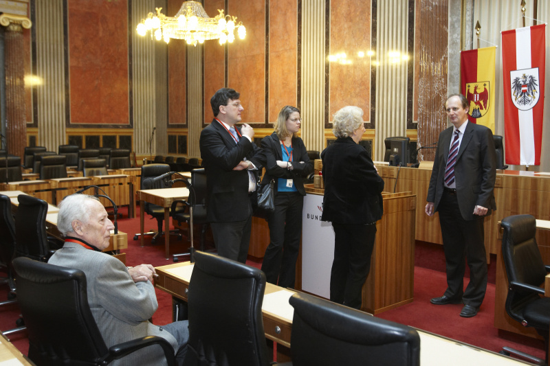 Bundesratspräsident Erwin Preiner (1.v.re.) mit den Künstlern