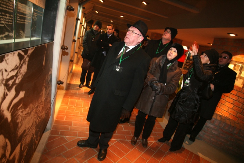 v.li. Karl Donabauer - Nationalratsabgeordneter und Mag.a Barbara Prammer - Nationalratspräsidentin und Hannah Lessing