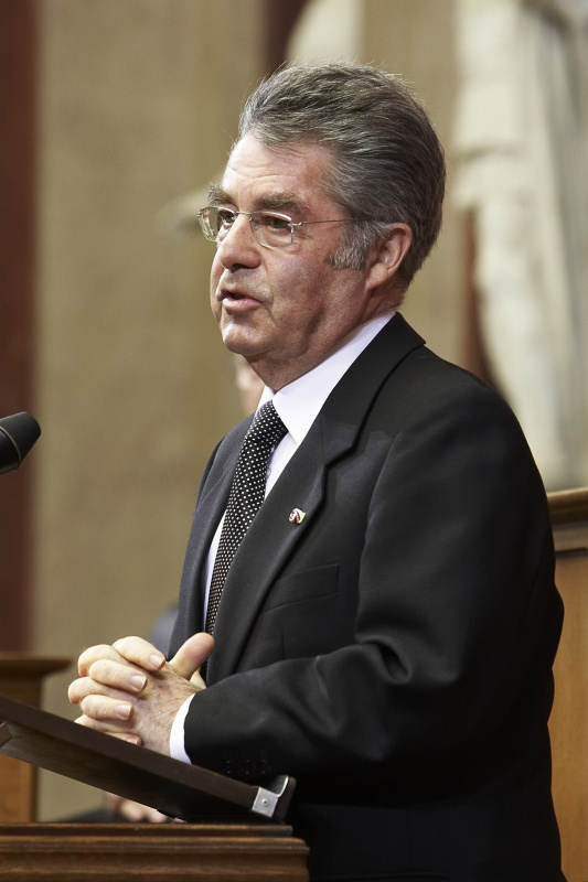 Dr. Heinz Fischer - Bundespräsident am Rednerpult.