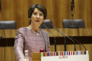 Mag.a Barbara Prammer - Zweite Nationalratspräsidentin am Rednerpult.