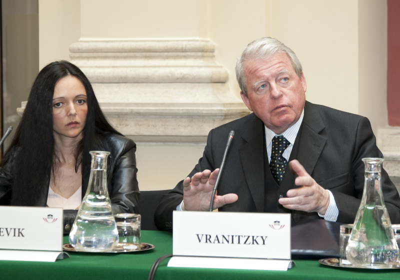 Nicole Sevik - Geschäftsführerin Verein Ketani und  Dr. Franz Vranitzky - Bundeskanzler a.D.