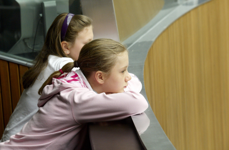 Teilnehmerinnen wohnen der 62.Nationalratssitzung bei.