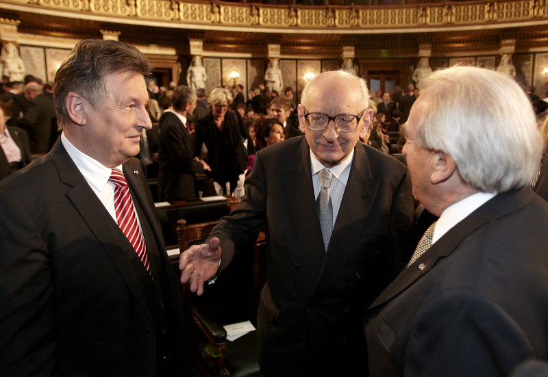 v.li. Peter Mitterer -  Präsident des Bundesrates, Dr. Wladiyslaw Bartoszewski - Staatssekretär der Republik Polen und Robert Lichal