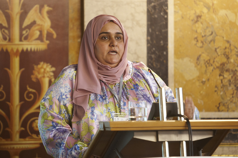 Ghaidaa A. Al Modhaf, Kuwait am Rednerpult