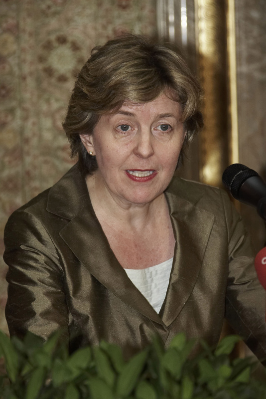 Sonja Puntscher-Riekmann am Rednerpult