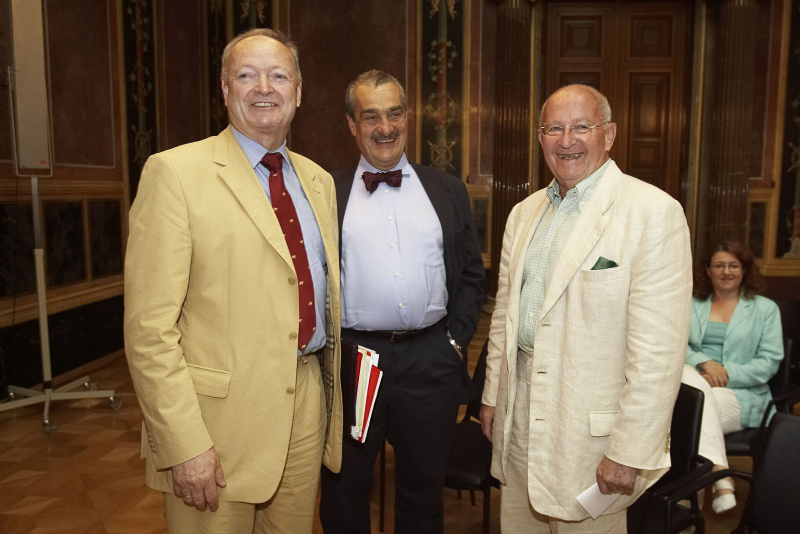 v.li. Prof. Dr. Andreas Khol - Nationalratspräsident; Fürst Karl Schwarzenberg und Manfried Welan - Verfassungsrechtler