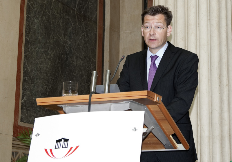 Univ. Prof. Dr. Stefan Storr - Karl-Franzens-Universität Graz am Rednerpult