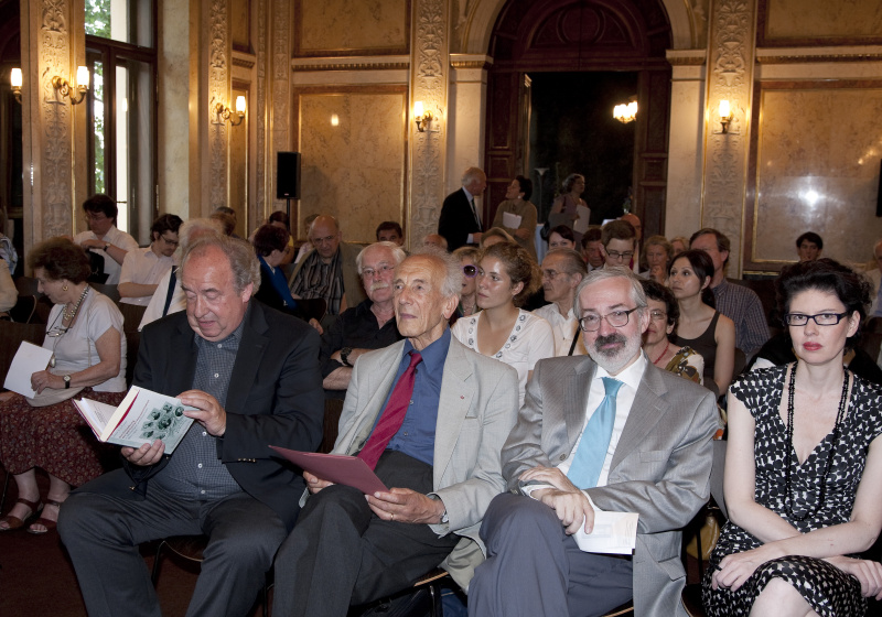 v.li. Fritz Neugebauer - Zweiter Praesident des Nationalrates, Prof. Dr. Peter Pulzer - Universitaet Oxford, Dr. Guenther Schefbeck - Leiter der Abteilung Parlamentarische Dokumentation und Archiv und Statistik der Parlamentsdirektion und Mag. Susanne Trauneck - Generalsekretaerin Jewisch Welcome Service