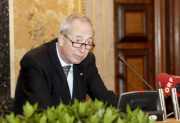 Univ.Prof. Dr. Heribert Franz Köck - Vorsitzender d. wissenschaftlichen Beirates am Rednerpult