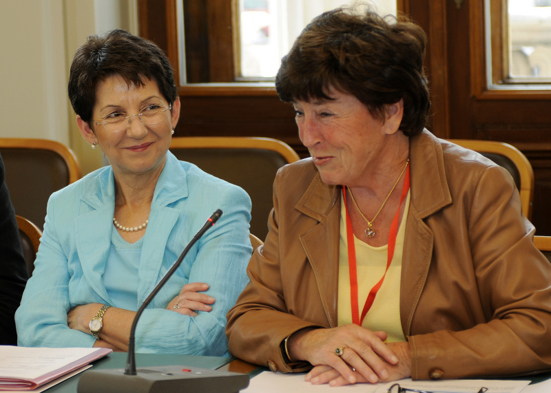 v.li. Nationalratspräsidentin Mag.a Barbara Prammer und Miet Smet