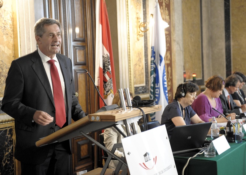 Martin Preineder - Bundesratspräsident am Rednerpult