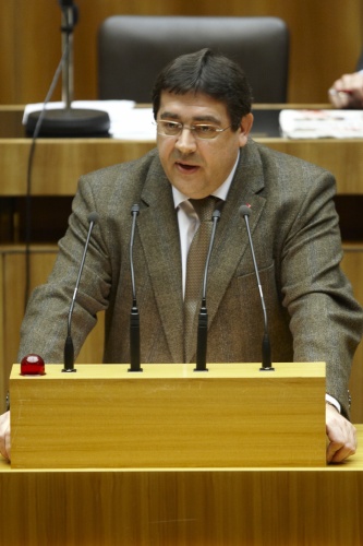 Oswald Klikovitz,  Nationalratsabgeordneter der ÖVP, am Rednerpult.