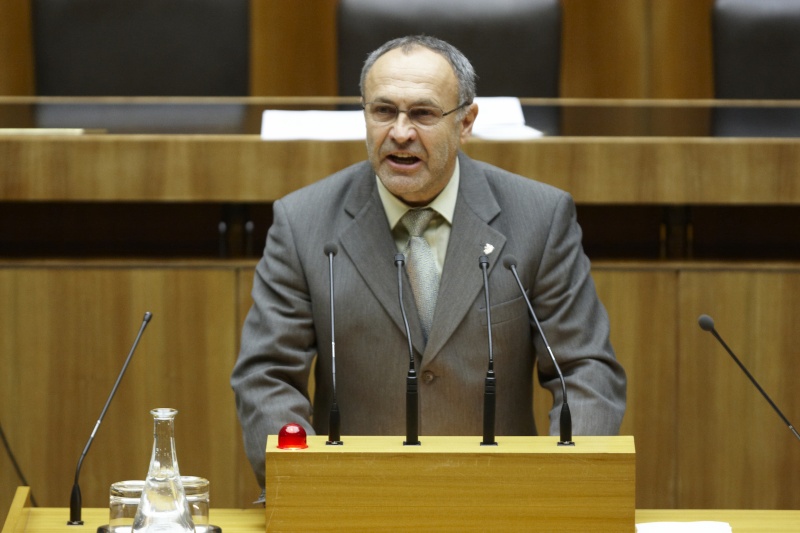 Kurt List, Nationalratsabgeordneter des BZÖ, am Rednerpult.