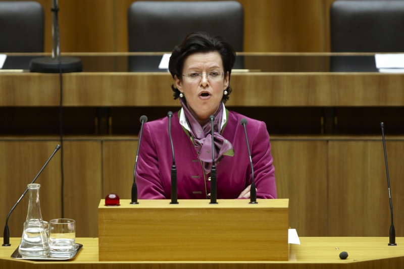 Gabriele Tamandl, Nationalratsabgeordnete der ÖVP, am Rednerpult.