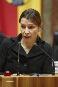 Elisabeth Kerschbaum, Bundesrätin der GRÜNEN, am Rednerpult.