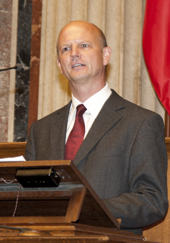 Univ.-Prof. Dr. Ewald Wiederin - Institut für Staats- und Verwaltungsrecht, Universität Wien