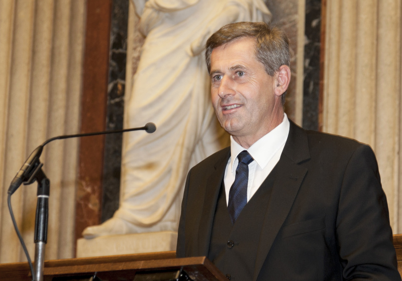Bundesratspräsident Martin Preineder am Rednerpult