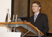 Dr. Christoph Konrath - Parlamentsdirektion am Rednerpult