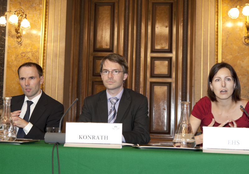 v.li. Dr. Erich Pürgy - Institut für österreichisches und europäisches öffentliches Recht, WU Wien, Dr. Christoph Konrath - Parlamentsdirektion und Dr.in Tamara Ehs - Institut für Politikwissenschaft/Institut für Rechtsgeschichte, Univ. Wien