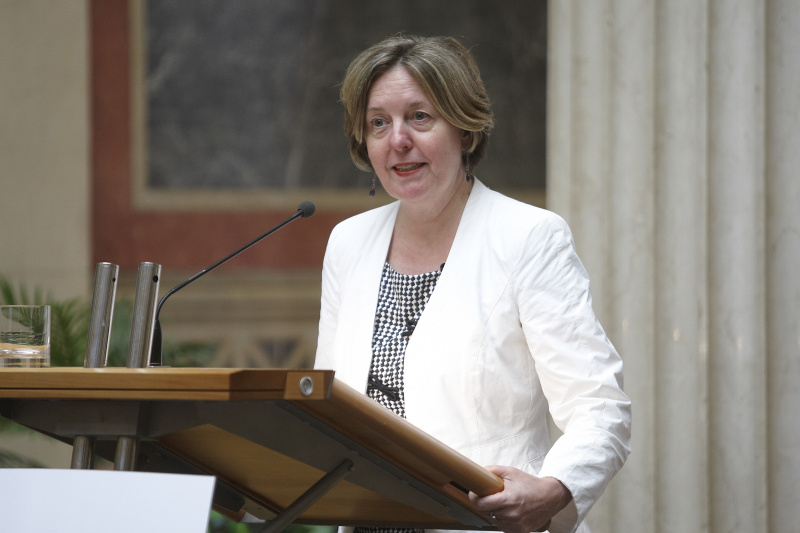 Univ.-Prof. Dr. Sonja Puntscher-Riekmann am Rednerpult