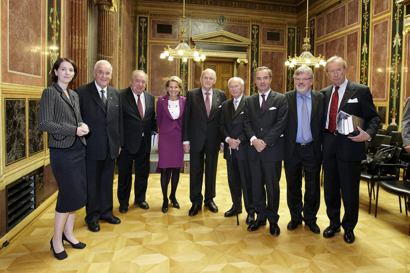 v.links: MMag. Barbara Raimann- Verlagsleiterin Verlag Österreich, Prof.Dr. Herbert Schambeck, 2. Nationalratspräsident Fritz Neugebauer, Alexandra Freifrau von Berlichingen, Alt-Bundespräsident der BRD Prof.Dr. Roman Herzogg, Prof.Dr. Hans Klecatsky, Hans Henning Blomeyer-Bartenstein- Botschafter der BRD, Janez Fajfar- Bürgermeister von Bled und ein weiterer Veranstaltungsteilnehmer