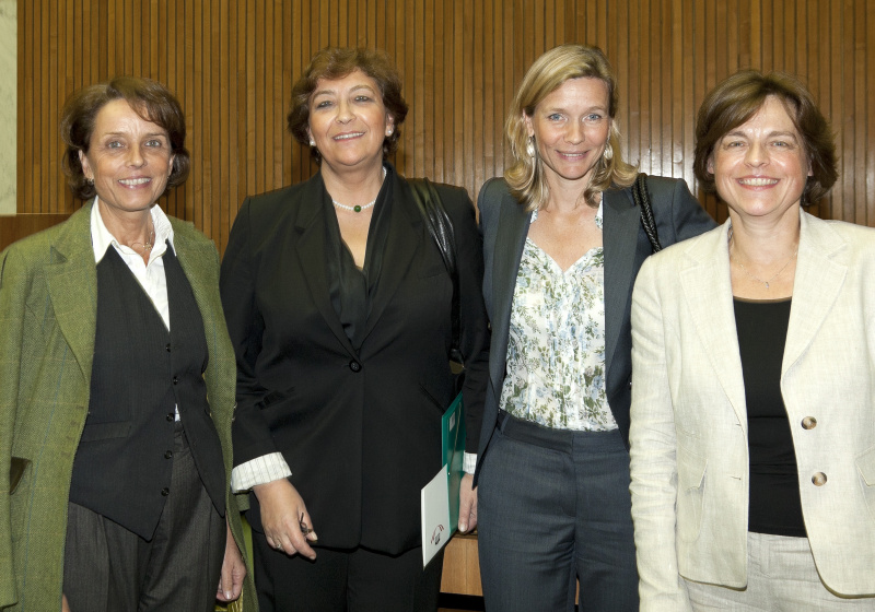 v.li. Getraud Auer Borea d'Olmo - Secretary General - Bruno Kreisky Forum, Yevgenia Markovna Albats - Chief Editor New Times Moscow,Tessa Szyszkowitz - profil correspondent, London und Marie Mendras - Professor at Sciences Po - Paris