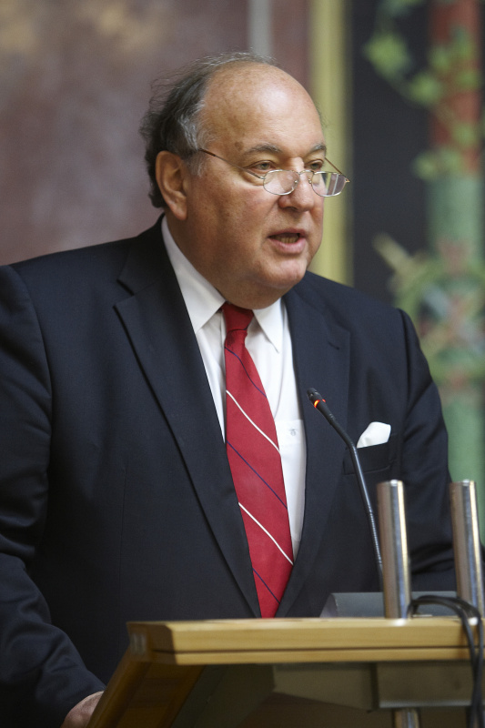 Rektor Prof. Dr. Skalicky - TU Wien und Ratsmitglied RFTE am Rednerpult