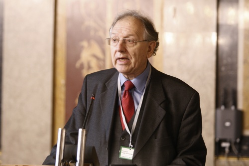 Gerhard Jagschitz- Historiker Universität Wien am Rednerpult