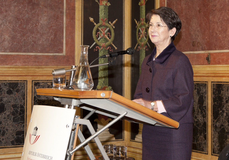 Mag.a Barbara Prammer - Präsidentin des Nationalrates am Rednerpult