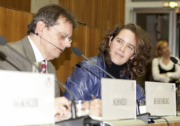 v.li. Rainer Rosenberg - ORF und Mag.  Marianne Schulze LL.M. - Vorsitzende des Monitoringausschusses zur Umsetzung der UN-Konvention über die Rechte von Menschen mit Behinderung