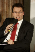 Dr. Johannes Kopf, Vorstand des AMS