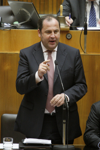 Finanzminister Dipl.Ing.Josef Pröll bei seiner Rede
