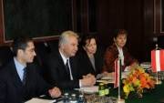 Ungarische Delegation mit Istvan Jakab - Vizepräsident der ungarischen Nationalversammlung (2.v.li.).