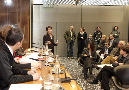 Barbara Prammer - Präsidentin des Nationalrates begrüßt die VeranstaltungsteilnehmerInnen