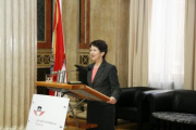 Barbara Prammer - Nationalratspräsidentin am Rednerpult