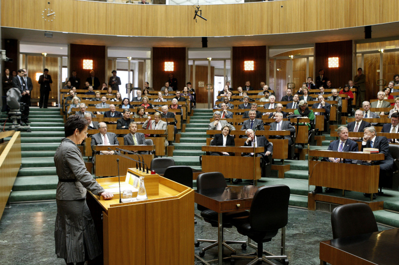 Nationalratspräsidentin Mag. Barbara Prammer am Rednerpult