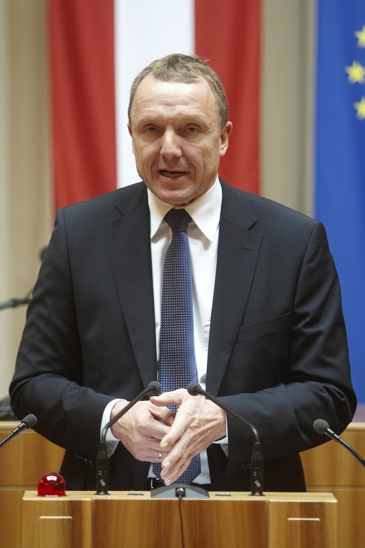 Mag. Reinhard Pisec - Bundesrat der FPÖ am Rednerpult