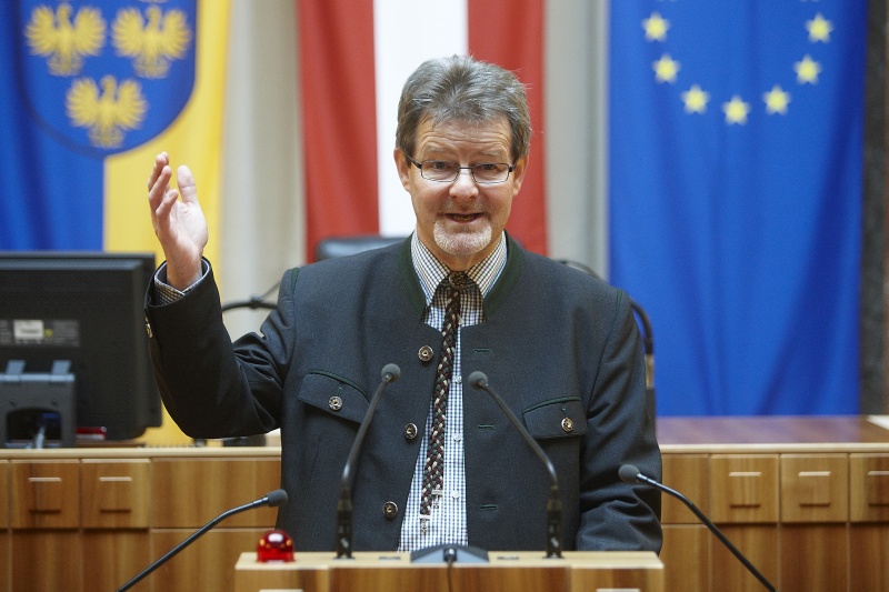 Gerd Krusche - Bundesrat der FPÖ am Rednerpult