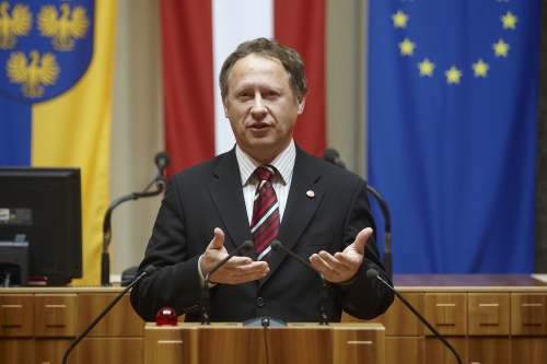 Klaus Konrad - Bundesrat der SPÖ am Rednerpult