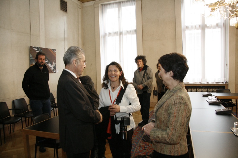 v.li. Leonhard Foegger - Reuters, Bundespräsident Dr. Heinz Fischer; Lilli Strauss - AP, Matthias Cremer - Der Standard, Nationalratspräsidentin Mag.a Barbara Prammer